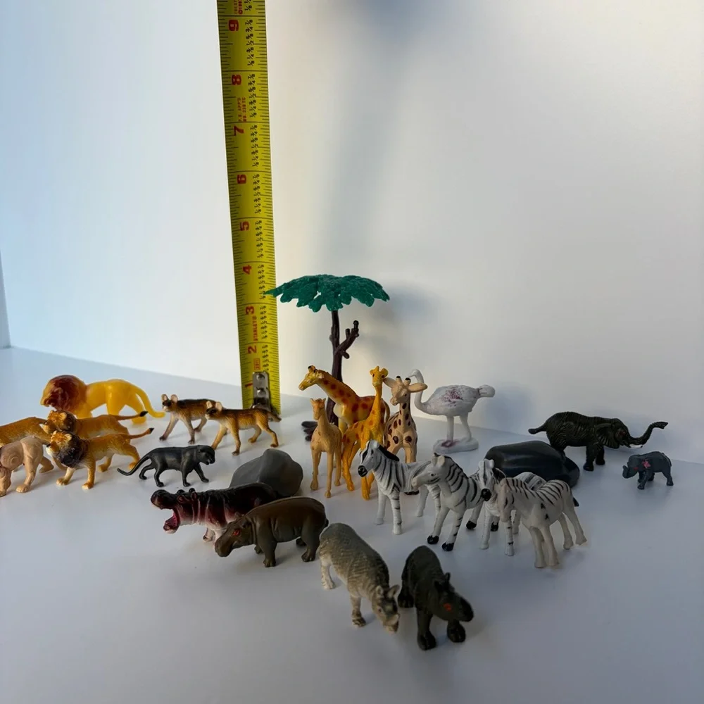 VTG Miniatures Safari Plastic‎ Wild Animals Lot